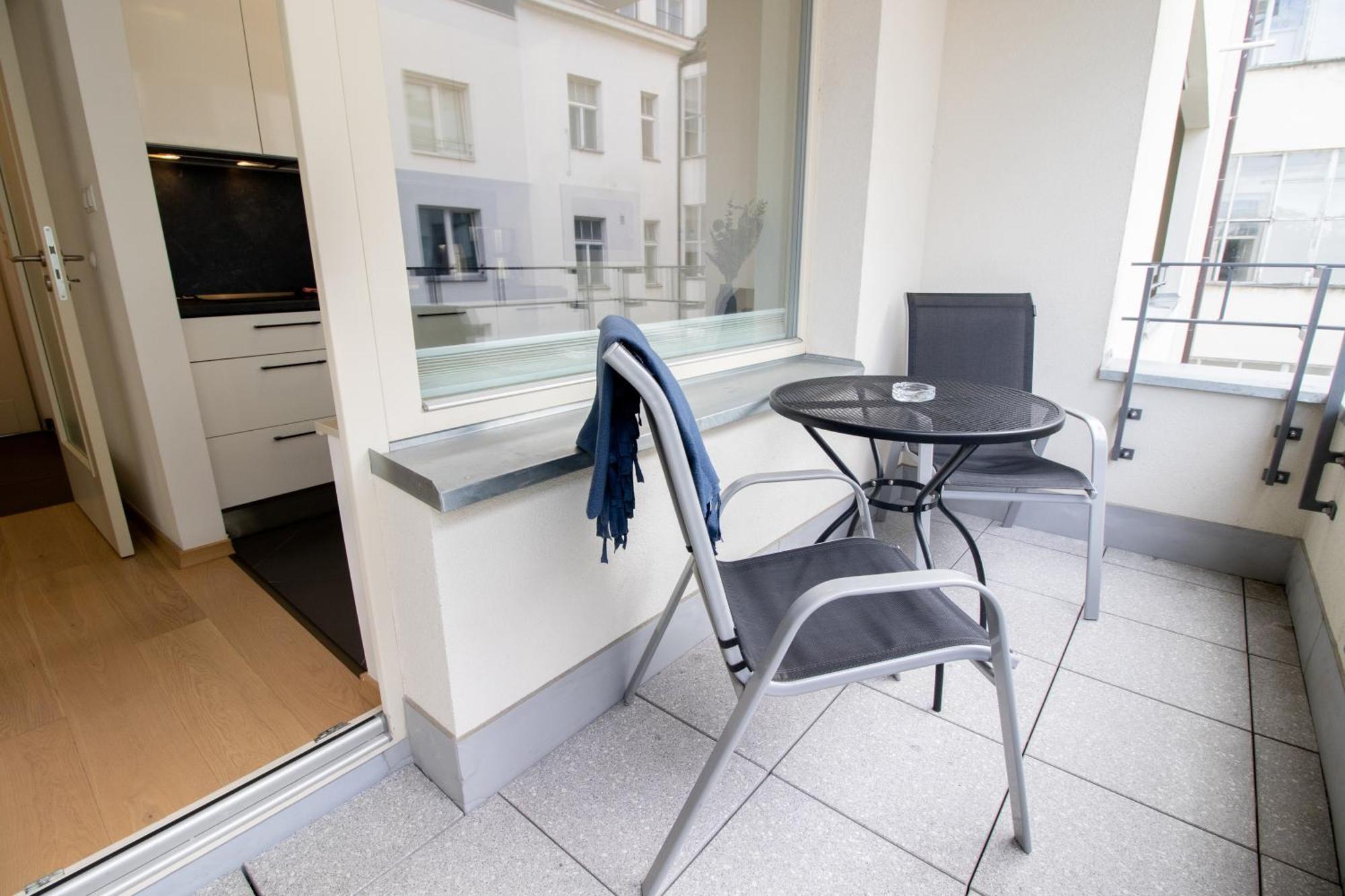 Stay Inn Apartments Krakovska Prague Exterior photo